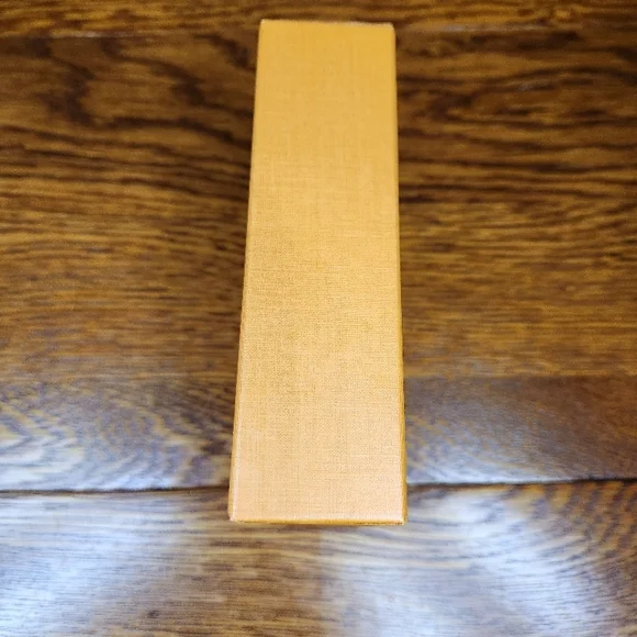 Louis Vuitton Orange Gift Box with Blue Ribbon - Picture 8 of 8